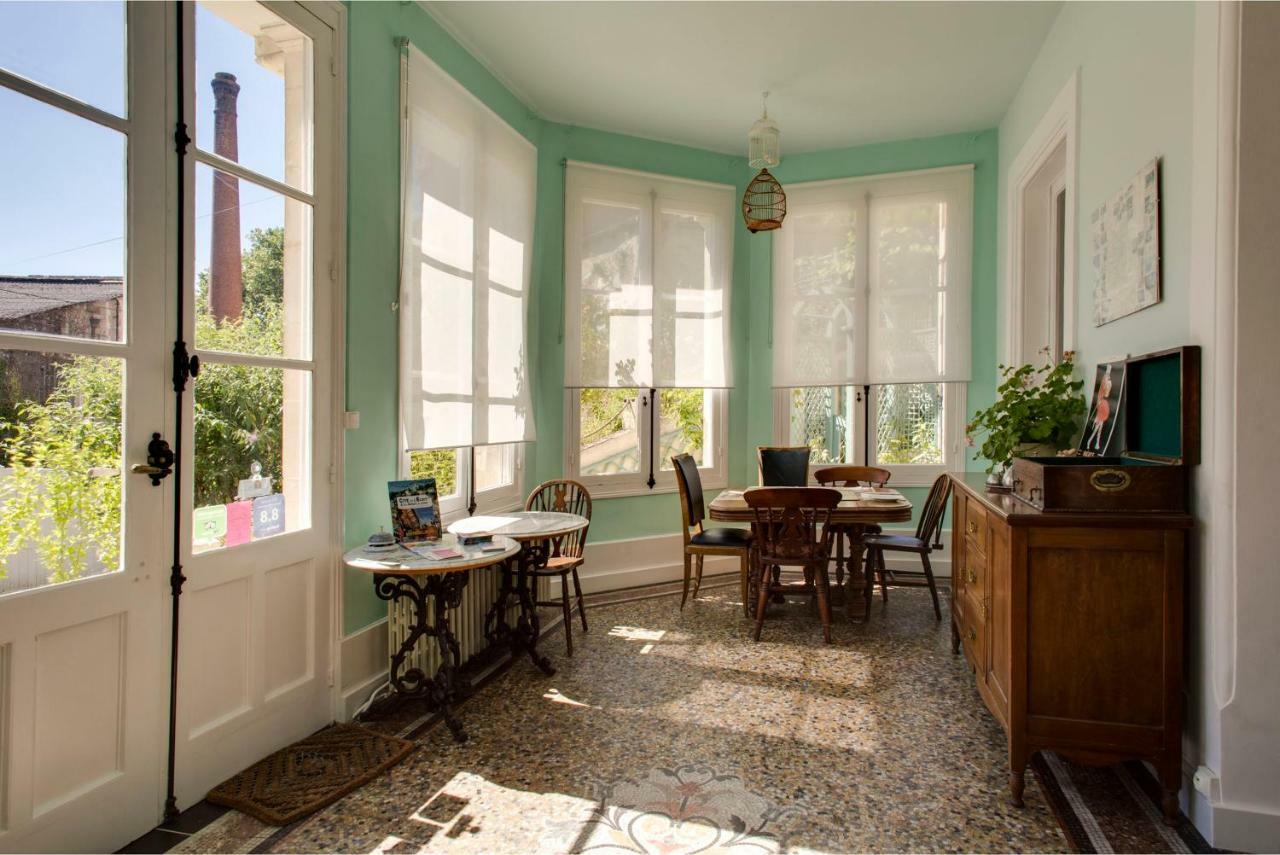 La Brasserie Chambre D'Hotes De Delphine Saulgé Exteriér fotografie